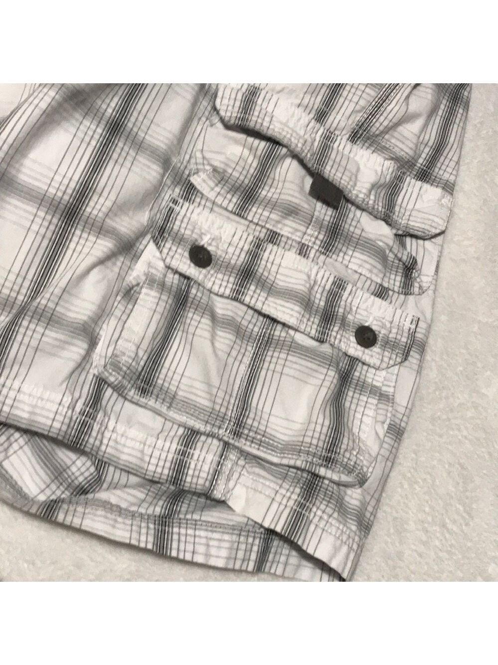 Lee Dungarees Men's Plaid Cargo Shorts in White and Gray 48 - Picture 8 of 10